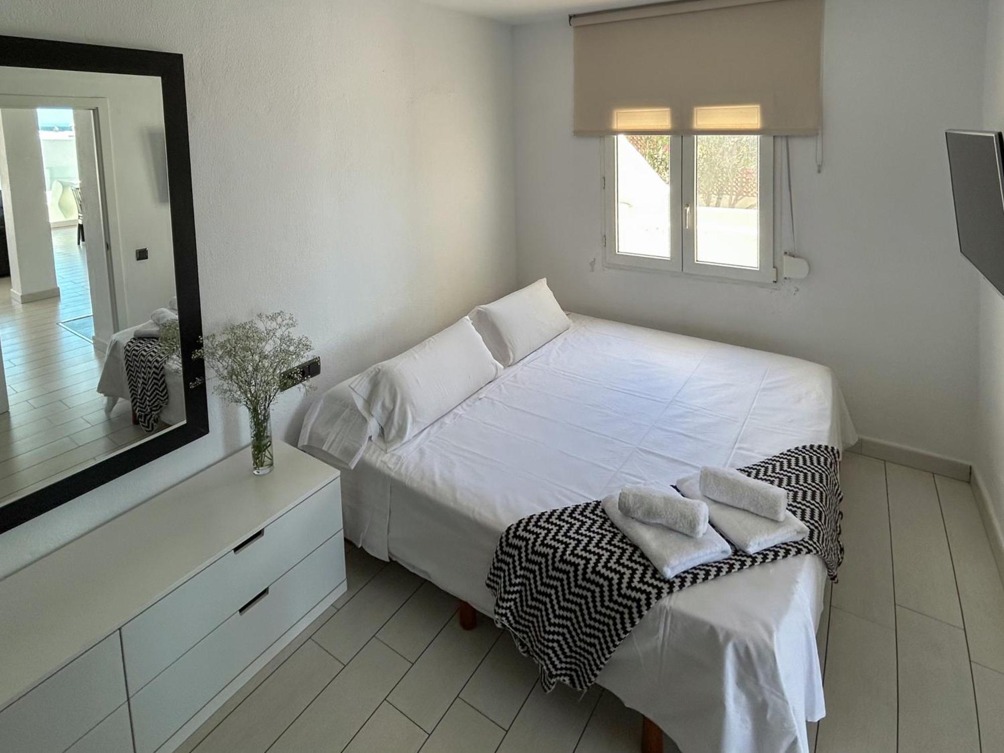 Beachfront Aqua LivingТарифа Екстериор снимка